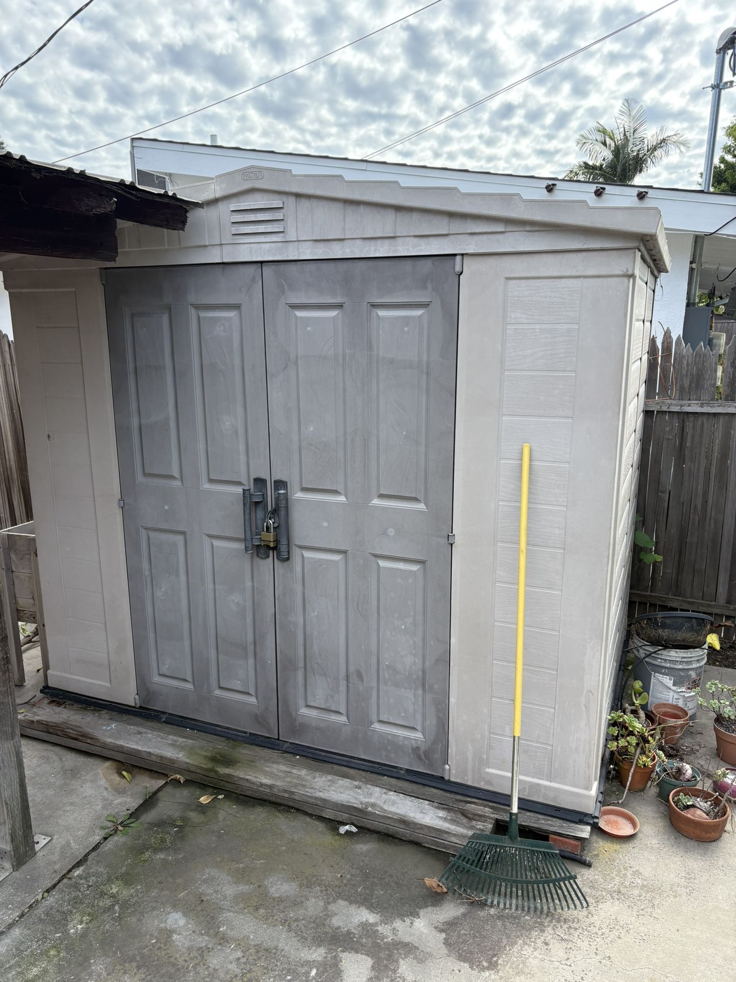 Shed 8ft x 5.5ft
