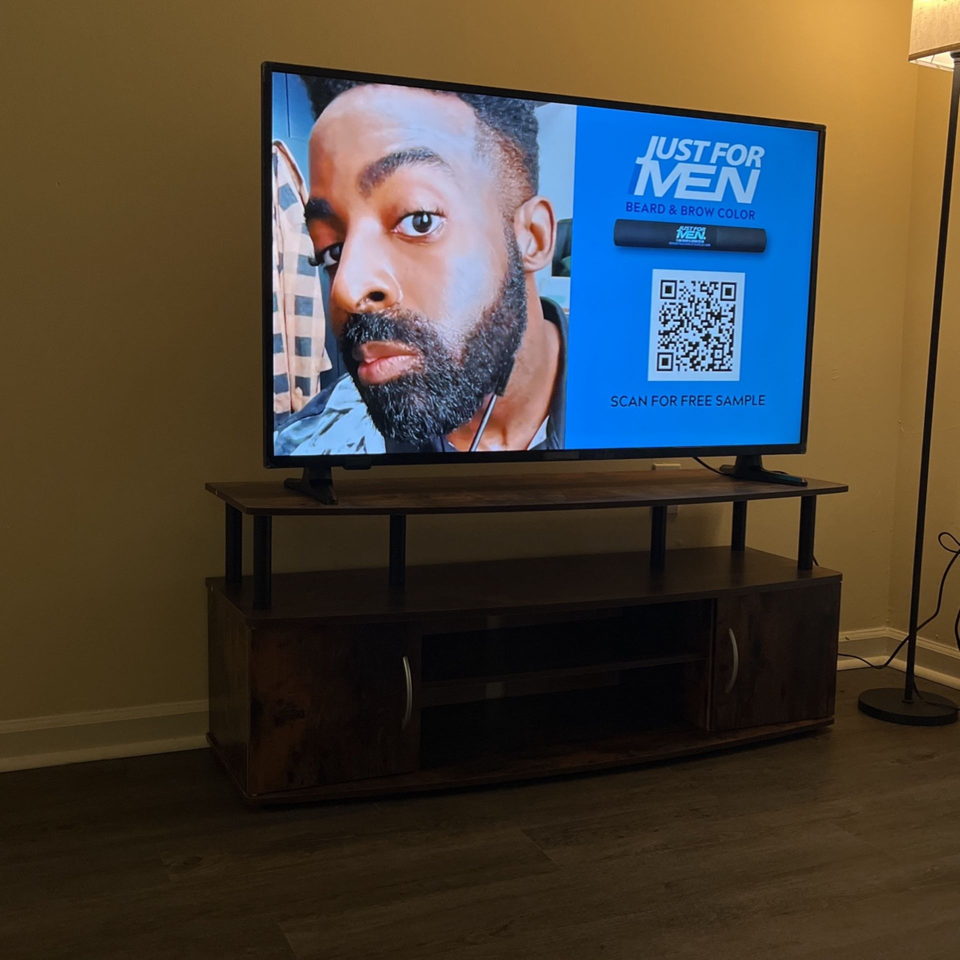 50 Inch Insignia Amazon Fire TV With Tv Stand