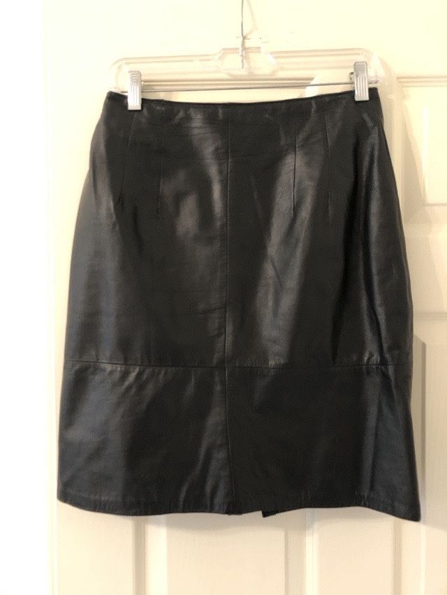 Winlit, genuine leather black skirt, sz 4, #10 $45