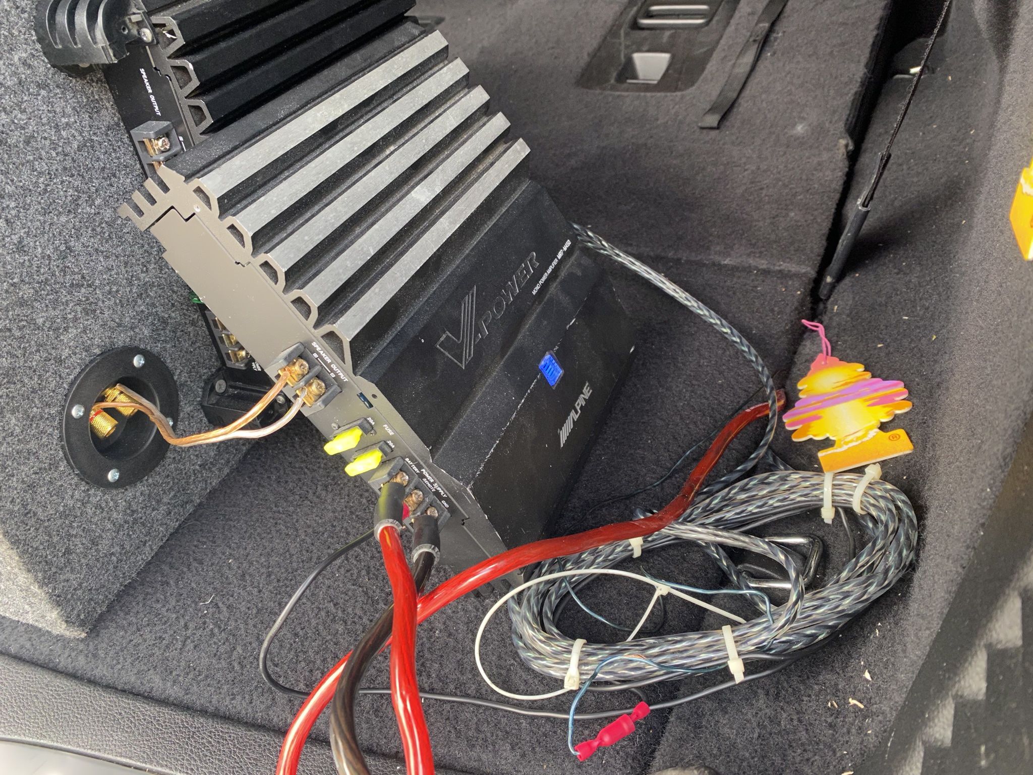 Alpine MRP-M450 Amplifier 