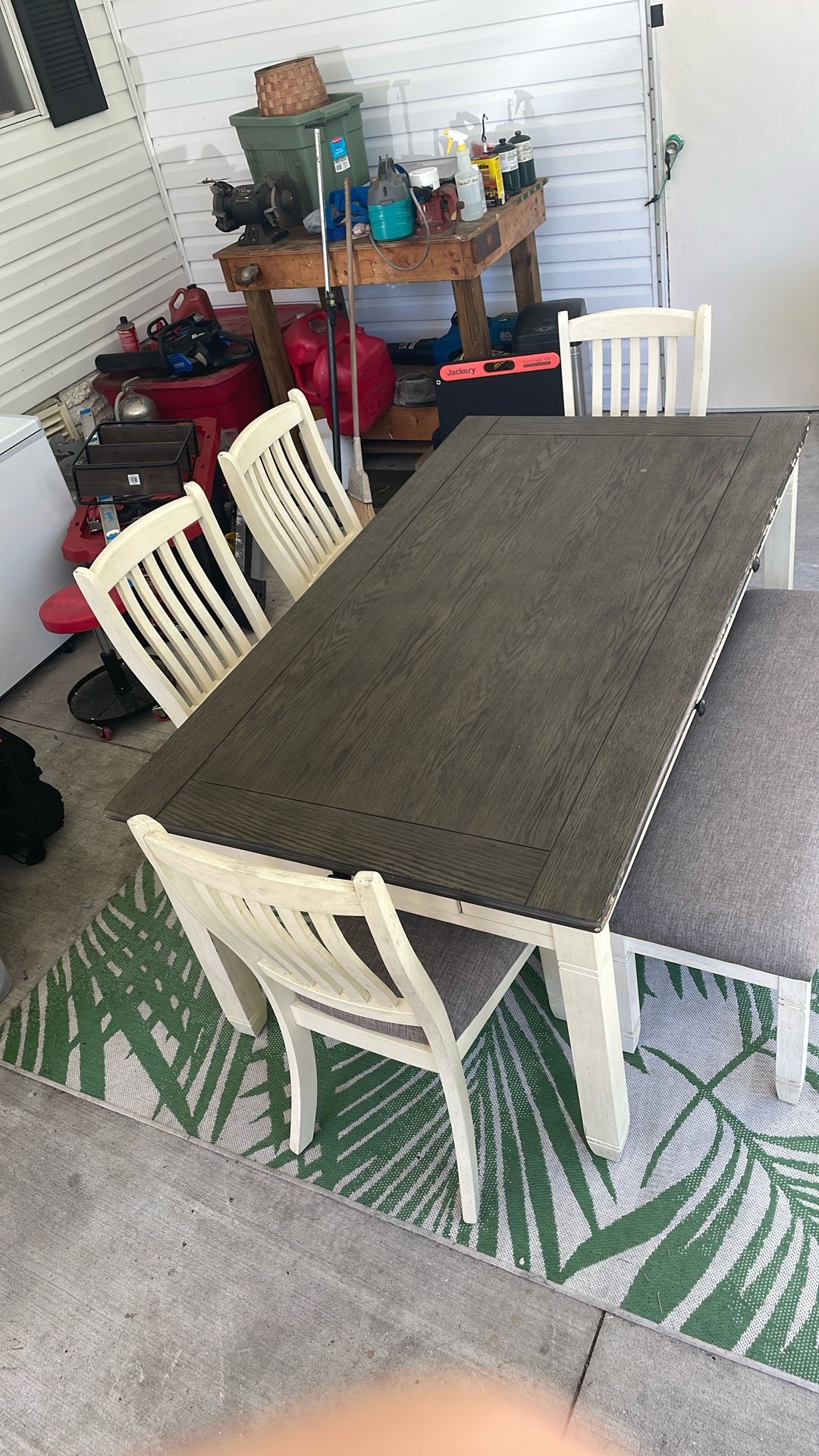 Dinning Table