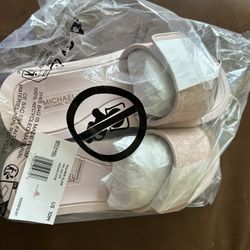 Michael Kors Palmer Slide - Women’s 10M - Powder Blush