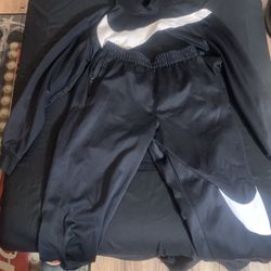 Nike Jogger Sweatsuit 