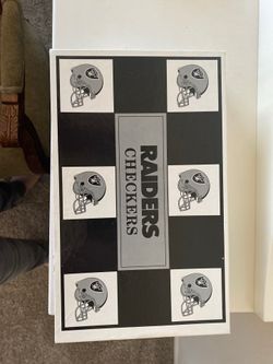 Raiders checkers board game