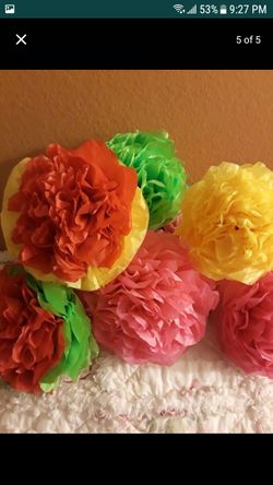 Flores para decorar en fiestas a $1.00 cada una