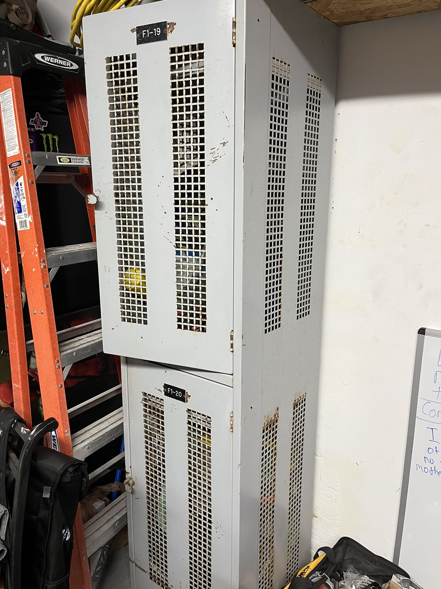 Metal Lockers Business equipment