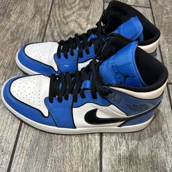 BLUE AIR JORDAN 1 MID SE