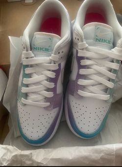 Nike Dunks