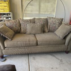 Couch/Love Seat