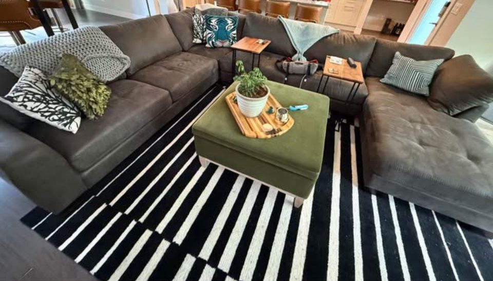 Brand New Large Leather Sectional Sofa $3500
