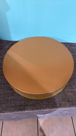 Gold tone cake tray