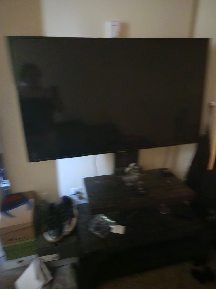 Samsung 55 Inch Flat Screen TV And TV Stand.