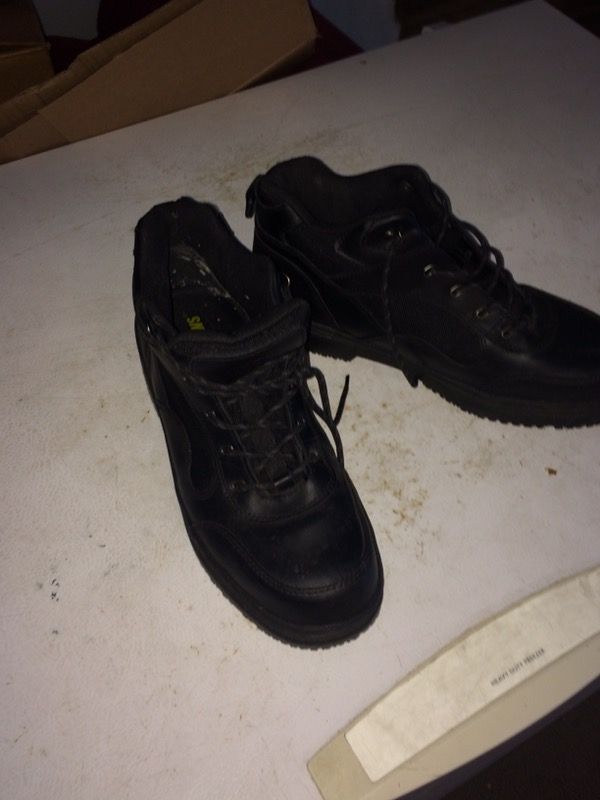 Shoes for Crews sz13. Steel toe boots