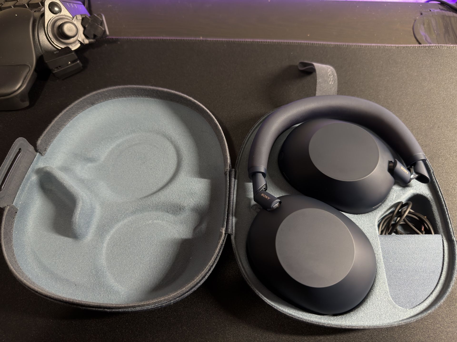 Sony - WH1000XM6 Best Wireless Noise Cancelling Heapehones