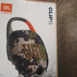 JBL CLIP 5 BLUETOOTH SPEAKER 