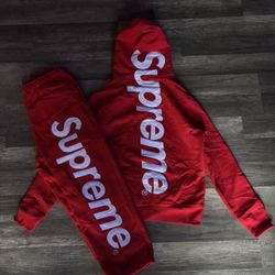  ‘Red’ Supreme Set