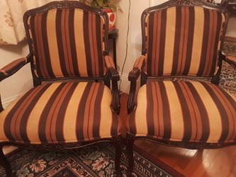 Excellent Condition Very Sturdy pet And Smoke Free home 