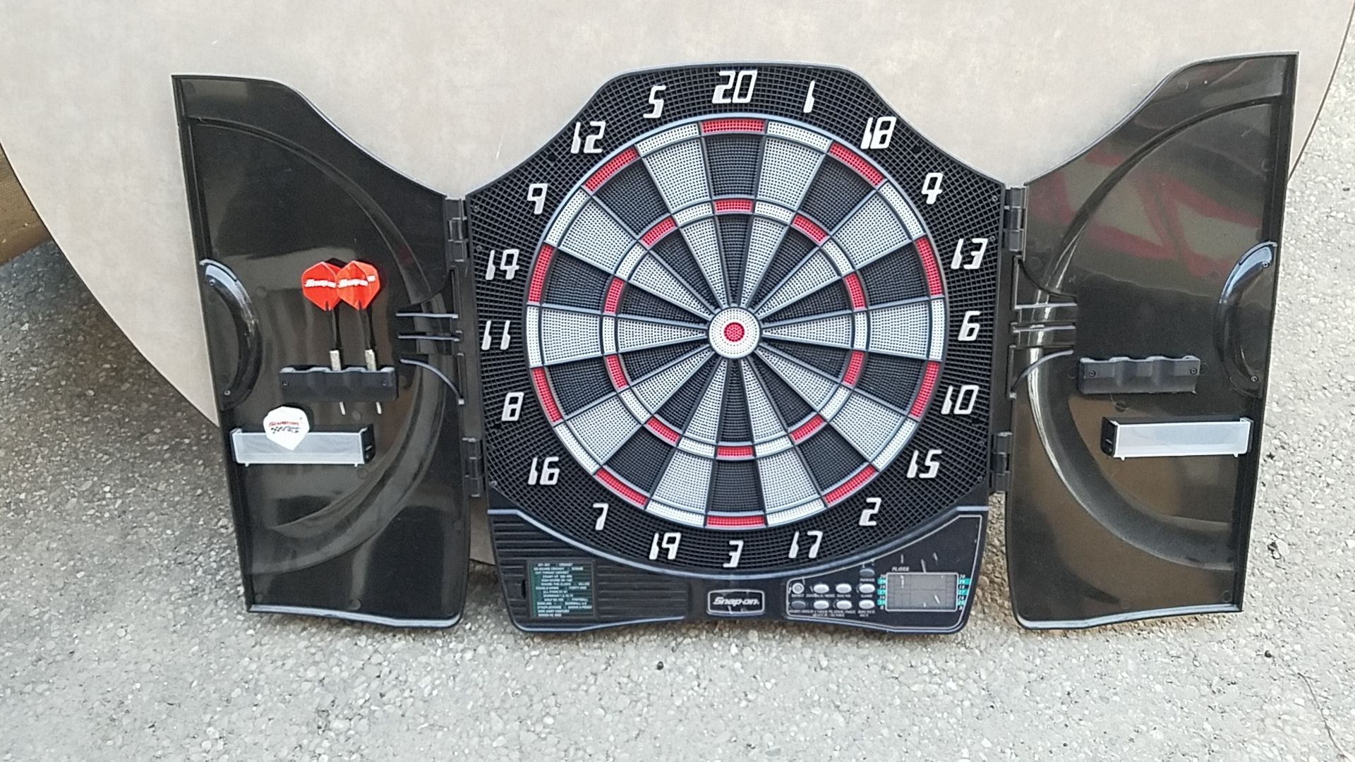 SNAP ON DART BOARD for Sale in Cincinnati, OH - OfferUp