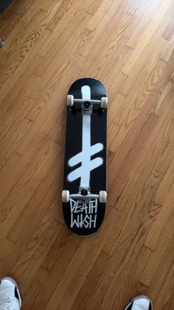 Death Wish Skate Board Set 8.25