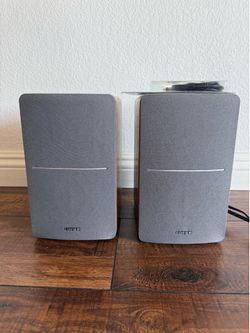 Edifier Bluetooth bookshelf speakers