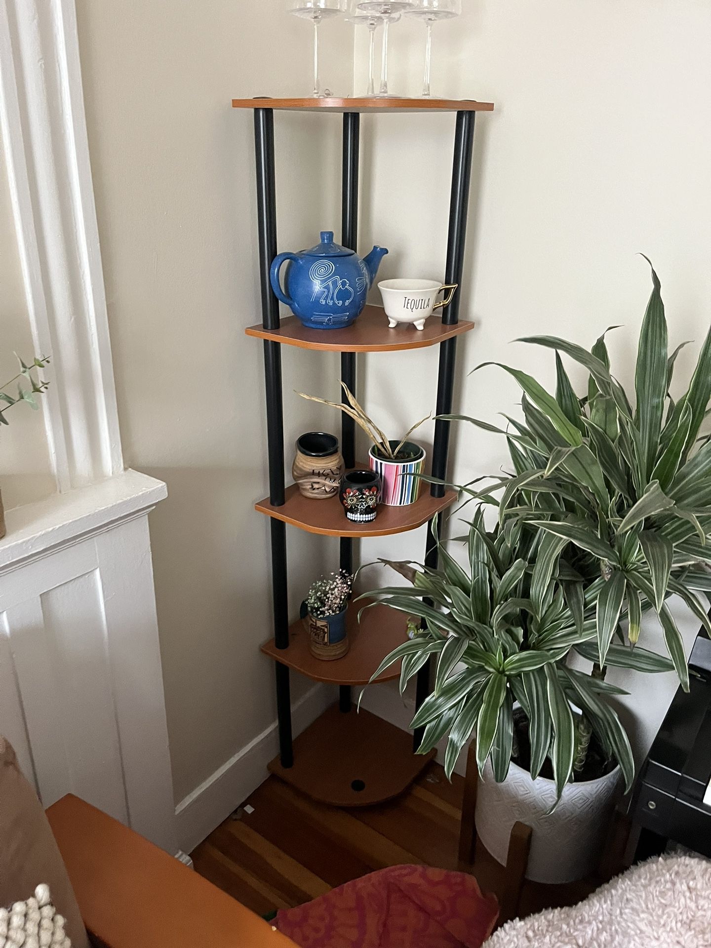 Corner Shelf