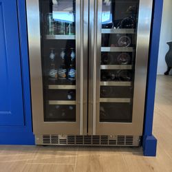 Mini Fridge- duel Temperature- Like New