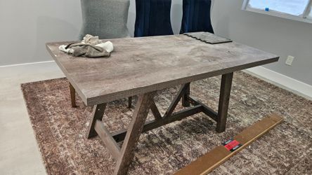 Dining room  table, no chairs