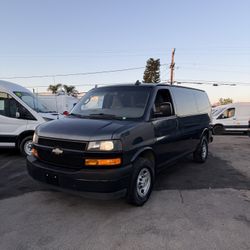 2019 Chevrolet Express 3500 Cargo Van 
