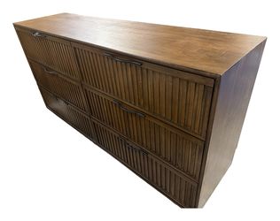 Henredon Ryland 71" 6-Drawer Dresser – Walnut Fluted Oak Veneer, Soft-Close Dovetail Drawers – Open Box