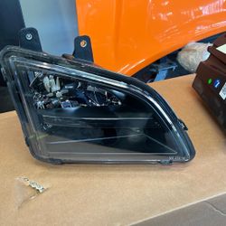 2018 - 2024 Volvo VNL Truck LED Fog Lamps Pair NEW