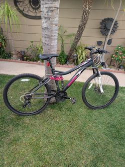 Mongoose Women's Mountain Bike