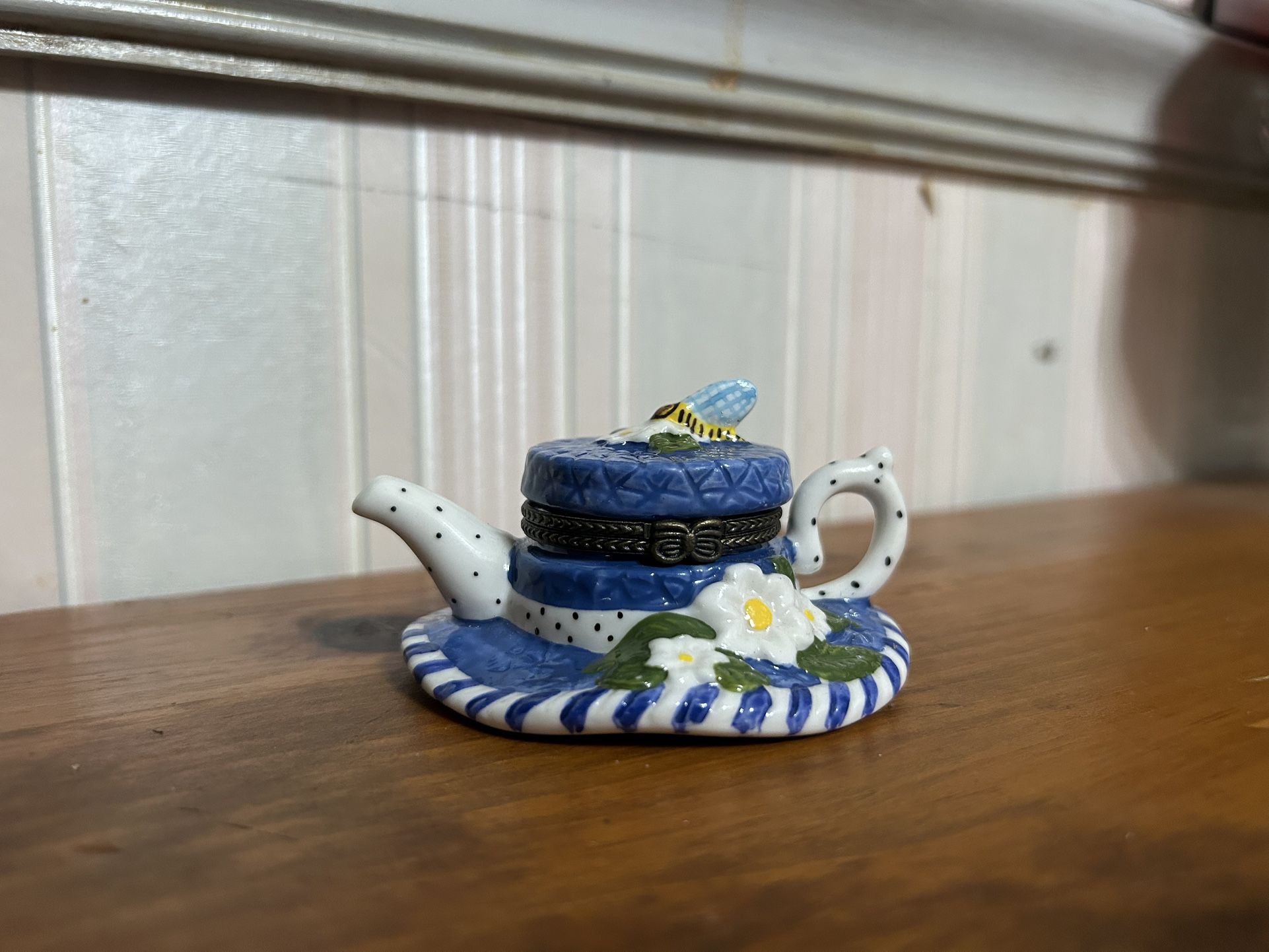Vintage Tea Kettle Flower Hat Ceramic Hinged Trinket Box  [one out of 2]