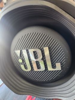 JBL Boombox 2