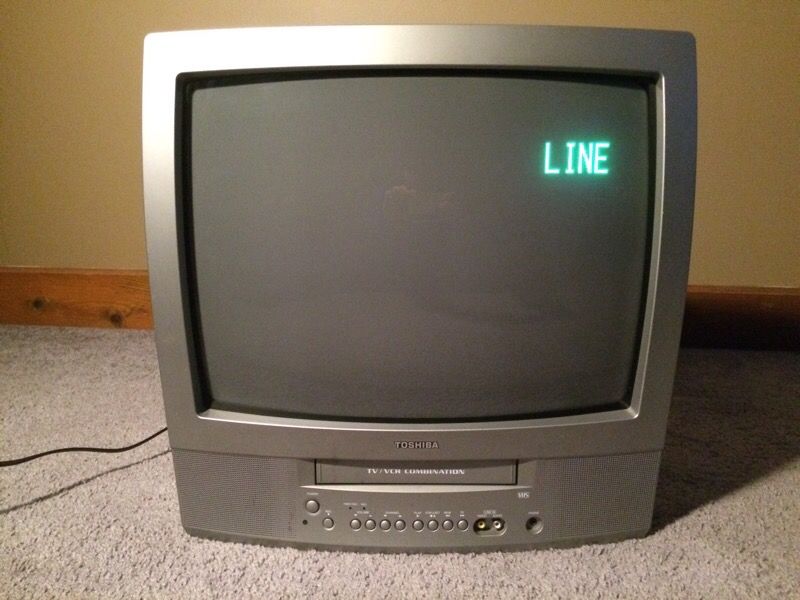 Toshiba TV/VCR combo 19" Color TV