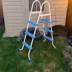 Pool Ladder