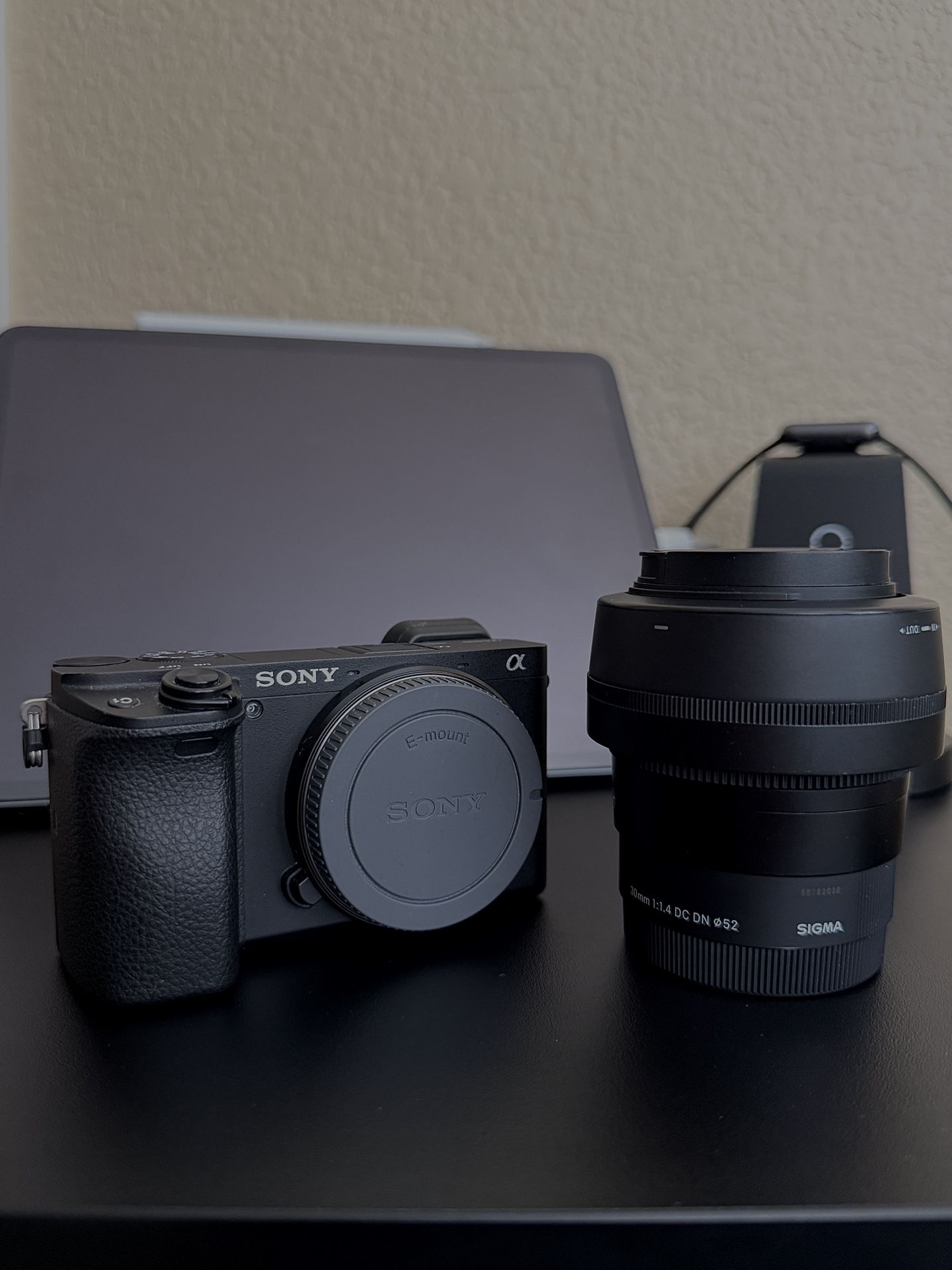 Sony A6400 (Sigma 30mm F/1.6 Lens) OBO