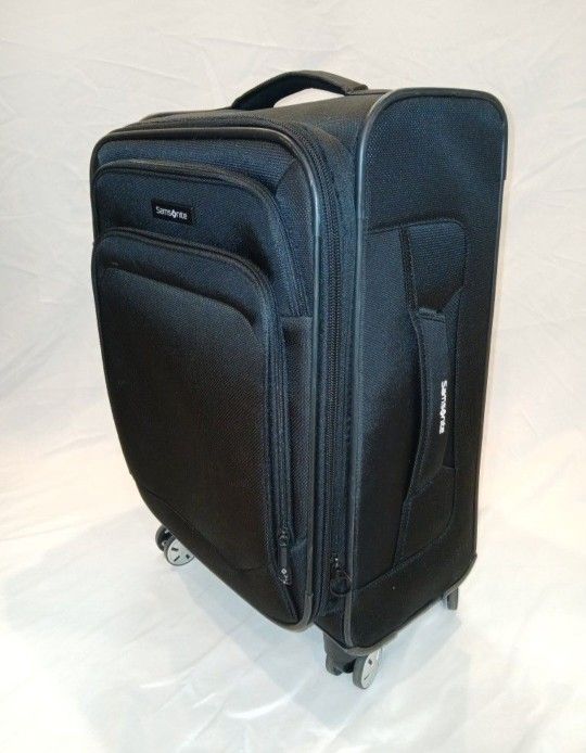 Samsonite Carry On Suitcase 