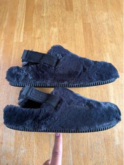 New Nike calm mule se na black faux fur slide sandals shoes black Women’s 10, Men’s 9