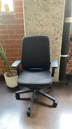 Steelcase Amia Office Chair
