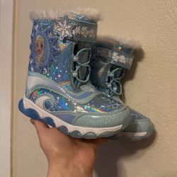 Frozen Snow Boots 9 