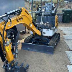 Mini Excavator 