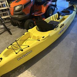 Fishing Kayak 