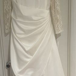 Wedding Dress Never Used
