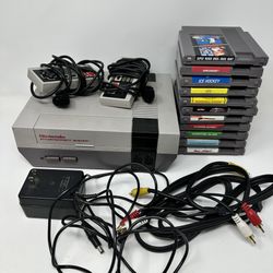 Nintendo NES-001 Gray Console 1985 Complete, Tested with 11 Games