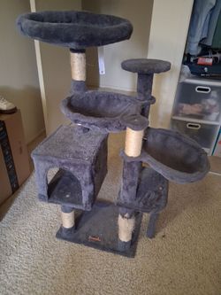 Cat tree