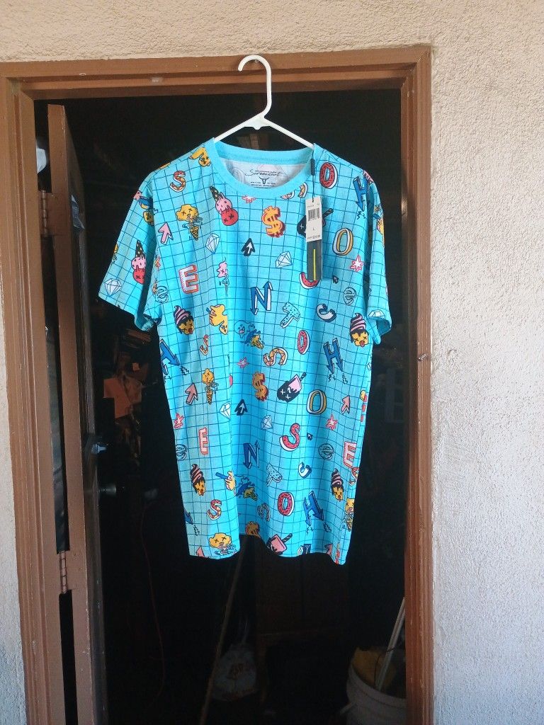 Screenshot L. Shirt