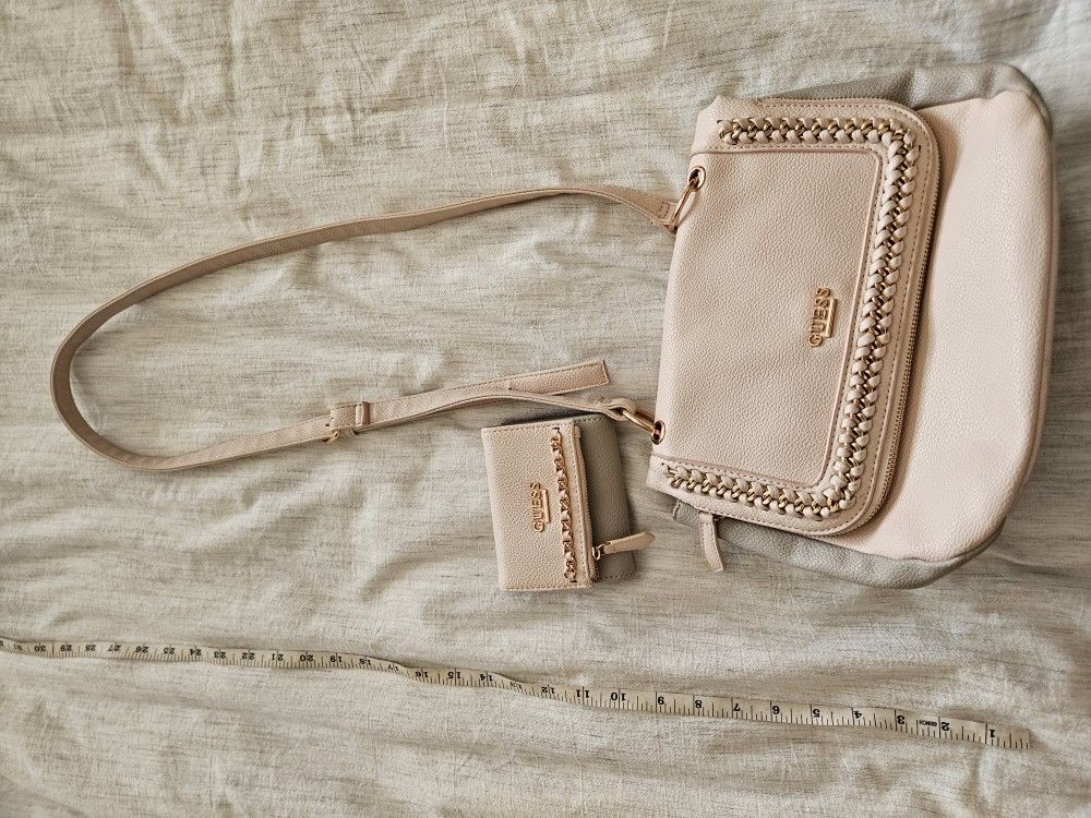 Guess Purse & Wallet