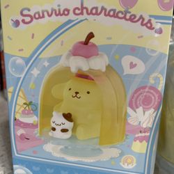 Pompompurin Blind Box Figure