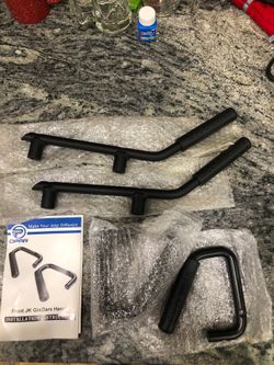 Jeep front and rear handles