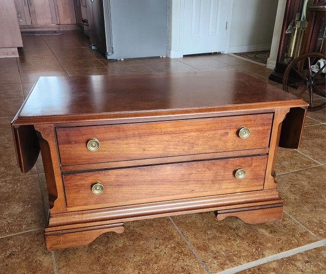 Broyhill Classic Style Coffee Table